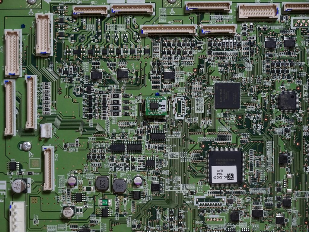 How 𝙃𝙖𝙡𝙩 𝙖𝙣𝙙 𝘾𝙖𝙩𝙘𝙝 𝙁𝙞𝙧𝙚 Captured the True Spirit of 80s Computing by Jeff Burgess #haltandcatchfire #computing #shows #tech #1980s 