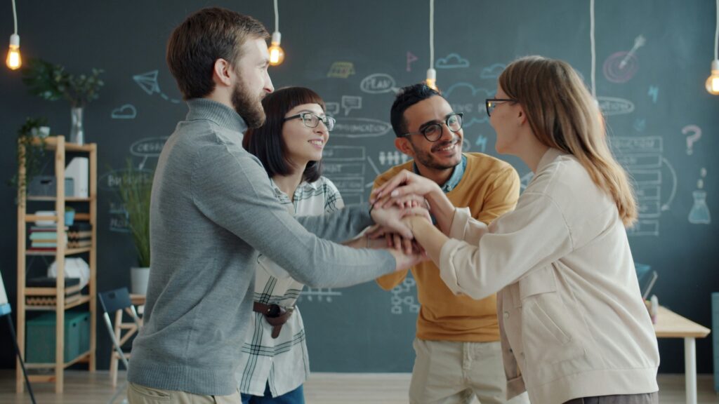 Creating Value: Success Happens When You Build a Team That Loves Their Work by Jeff Burgess @ItWorkedForMeBook #success #team #value